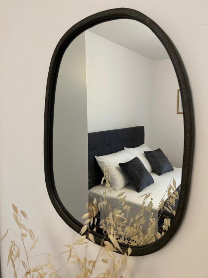 V Residence Apartments 拉巴克 外观 照片