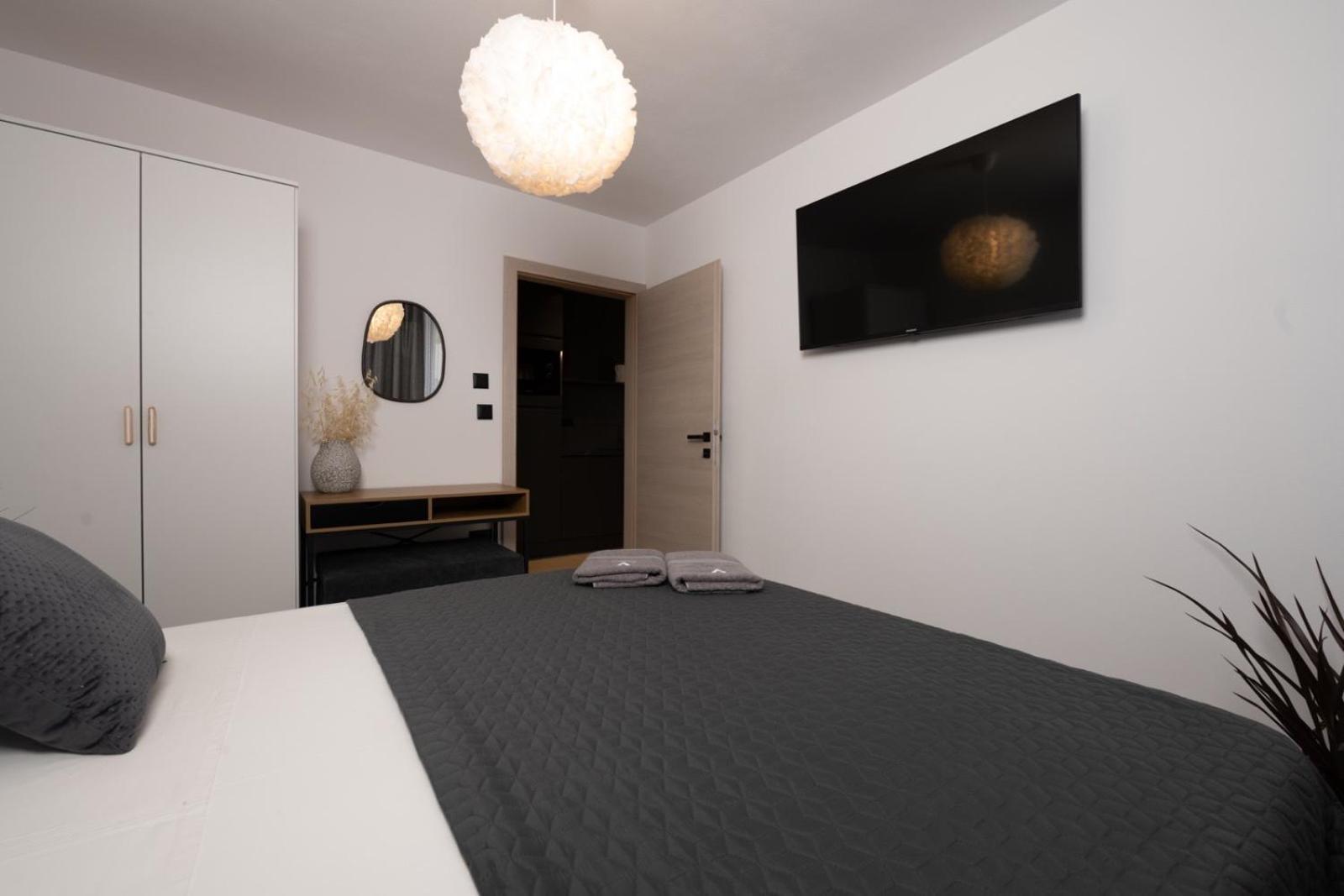 V Residence Apartments 拉巴克 外观 照片