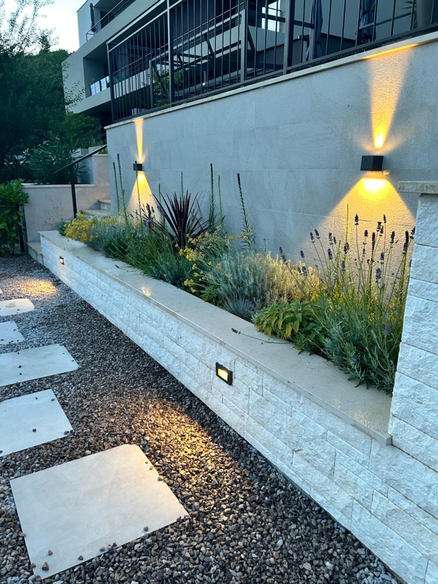 V Residence Apartments 拉巴克 外观 照片